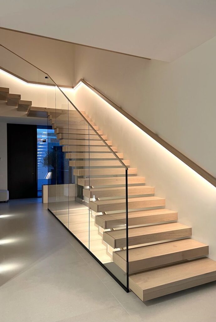 Mẫu cầu thang chữ L xu hướng 2024